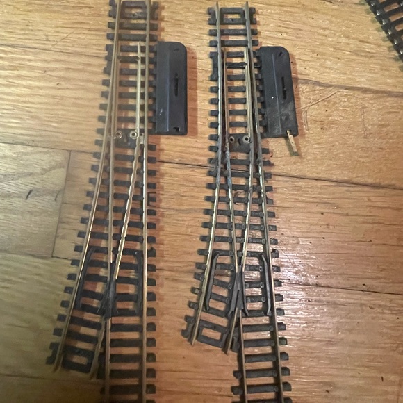 ATLAS HO train system Left and Right switches total of 4 - Picture 3 of 16